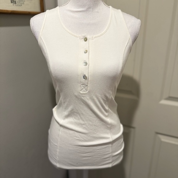 Pulse Henley tank top - Picture 1 of 8